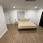 Luxe 8 Guest Little Havana Retreat