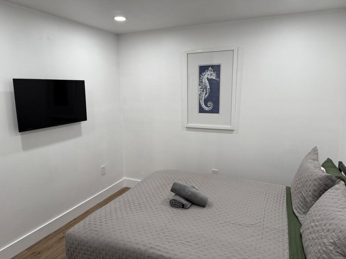 Luxe 8 Guest Little Havana Retreat