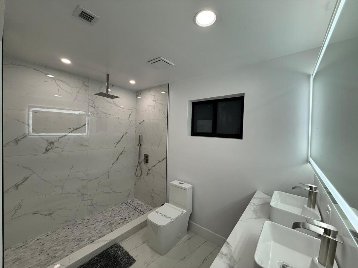 Luxe 8 Guest Little Havana Retreat Miami