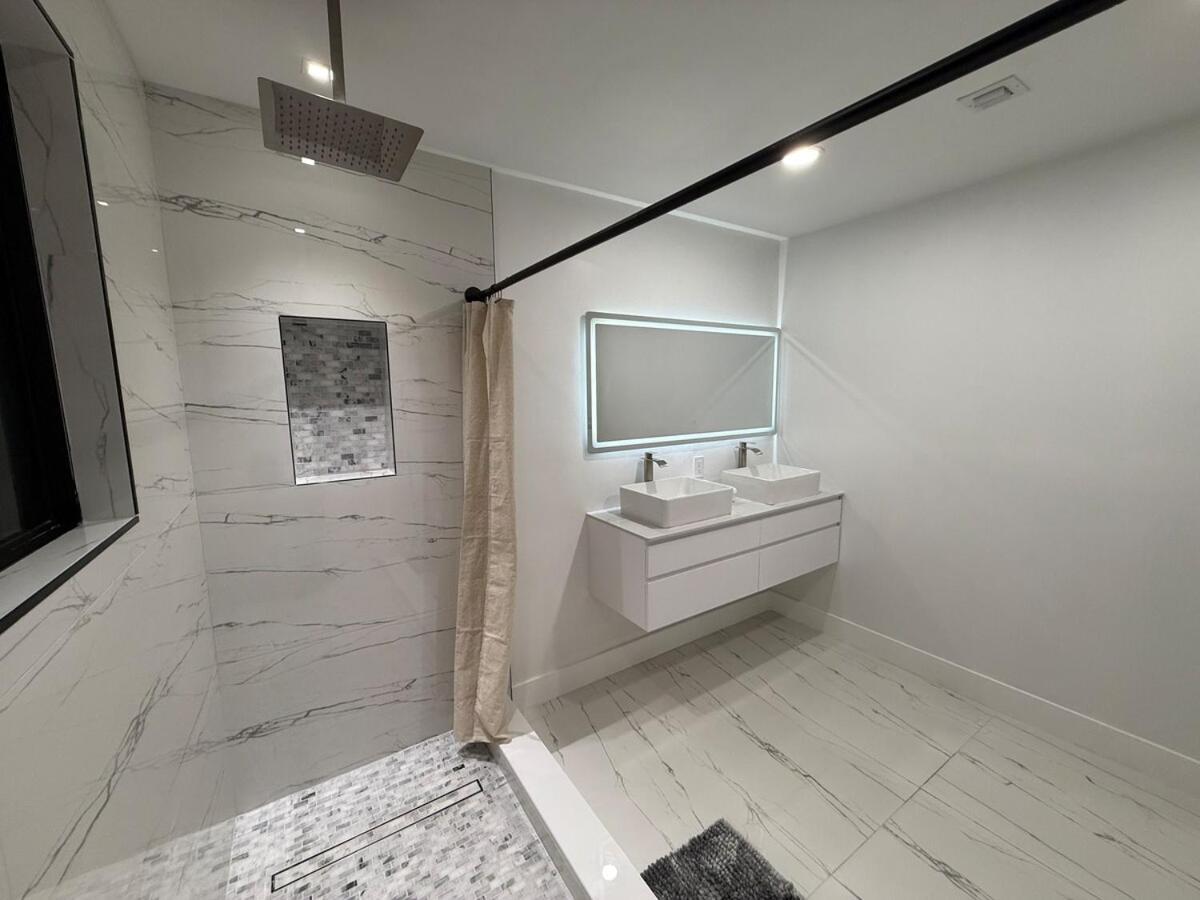 Apartment Luxe 8 Guest Little Havana Retreat *