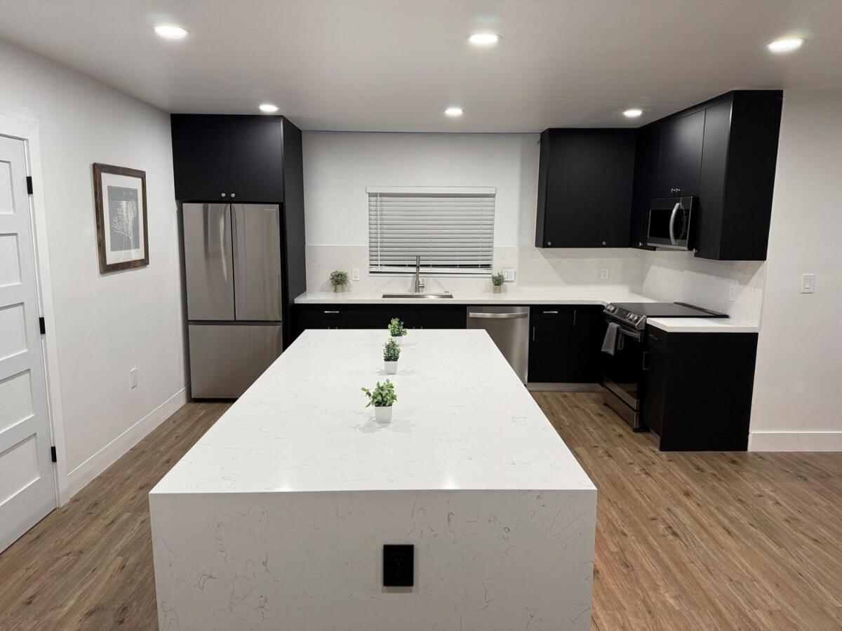 Luxe 8 Guest Little Havana Retreat *