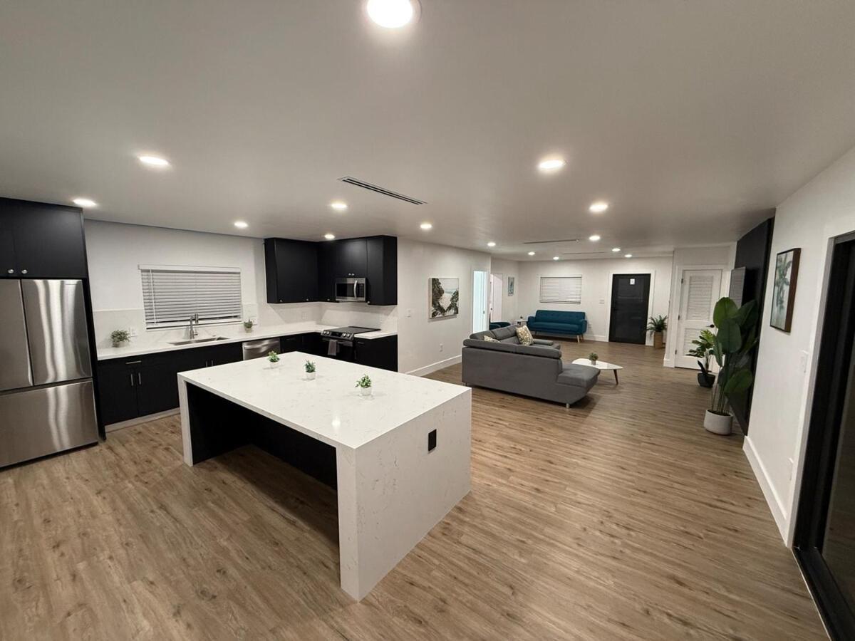 Luxe 8 Guest Little Havana Retreat * Miami