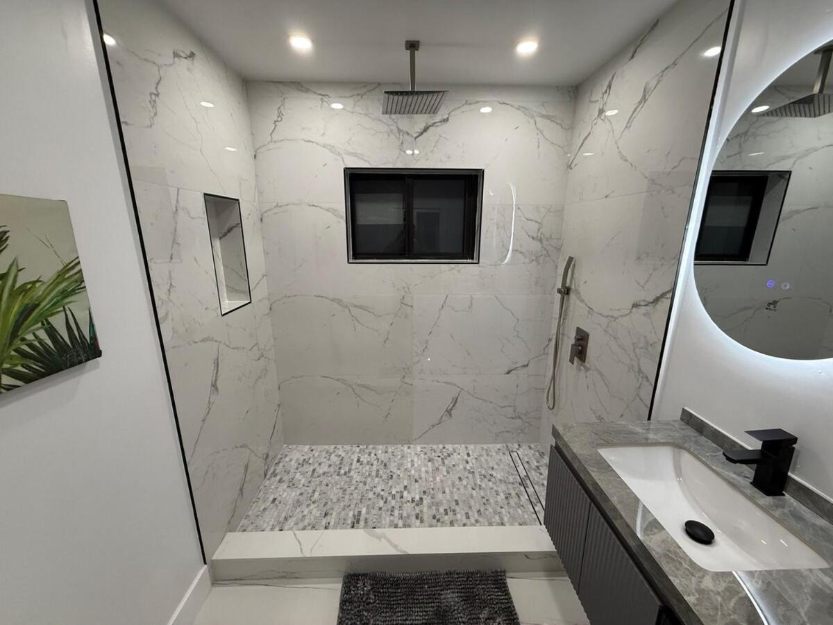 Luxe 8 Guest Little Havana Retreat Miami